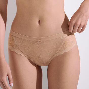 Lisca Evelyn Sweet Almond Slip