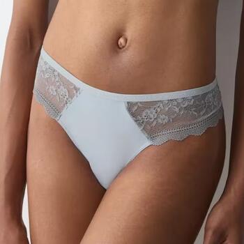 Triumph Comfort Allure Grau String