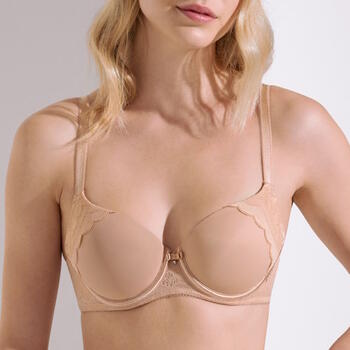 Lisca Evelyn Sweet Almond Voorgevormde bh F, G, H cup
