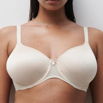 Chantelle EasyFeel Norah Covering spacer bra Talc