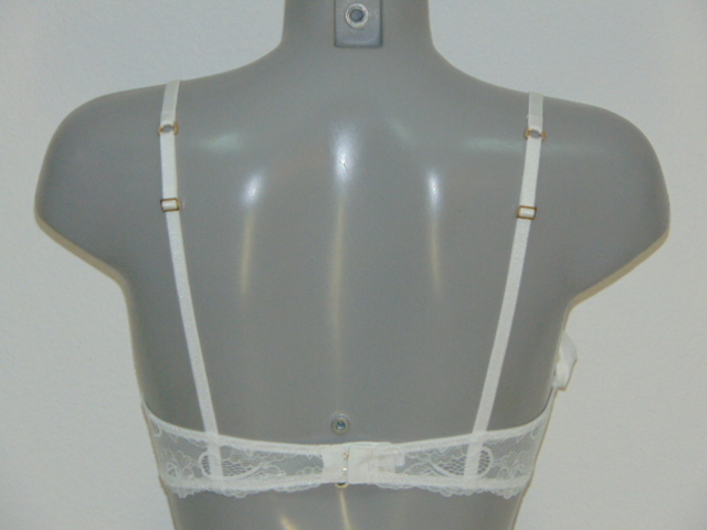 Sapph sample Lola weiß vorgeformter bh