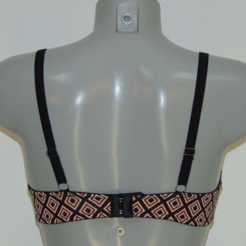 Sapph Ivory rot vorgeformter bh