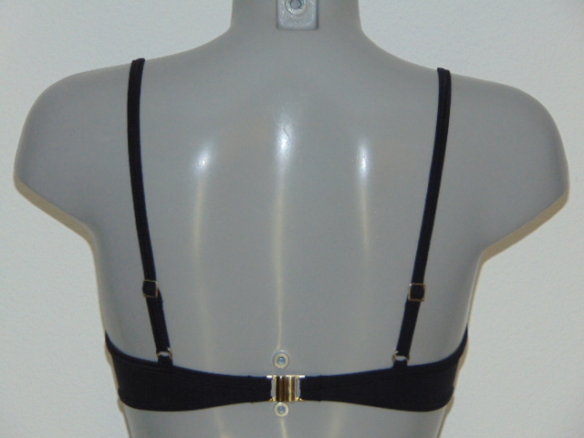 Sapph Bademode Siracusa schwarz gemoldefer bikini bh