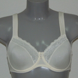 Eva Pearl elfenbein nicht geformter bh