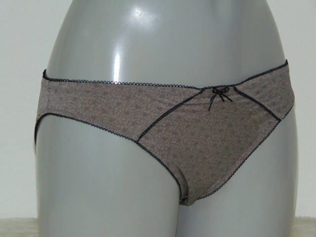 Eva Ashley taupe slip