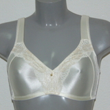 Eva Satin elfenbein ohne bügel bh