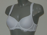Elbrina Embroid weiß vorgeformter bh