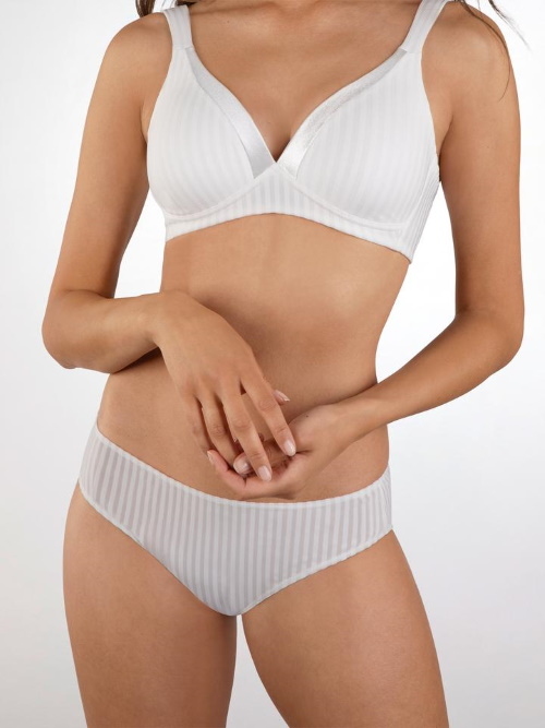 Naturana Everyday cremefarbig slip