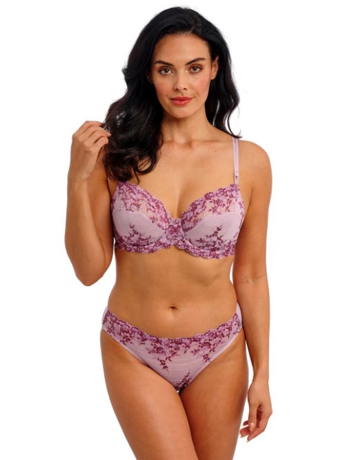 Wacoal Dessous Embrace Lace lila vorgeformter bh