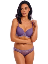 Wacoal Dessous Embrace Lace violett slip