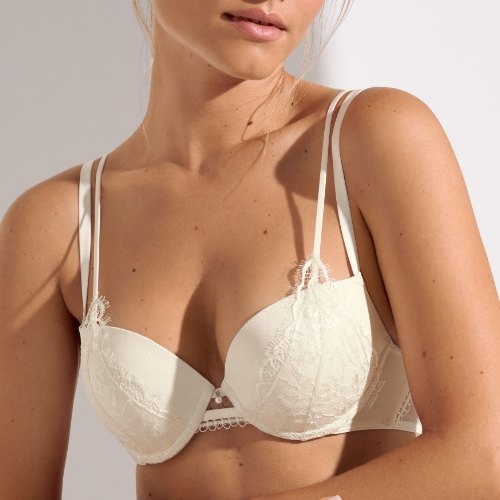 Lisca Tagtraum cremefarbig push up bh