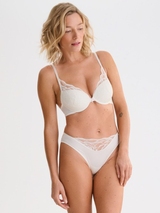 Lisca River cremefarbig push up bh