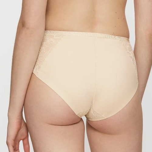 Triumph Amourette Charm beige slip