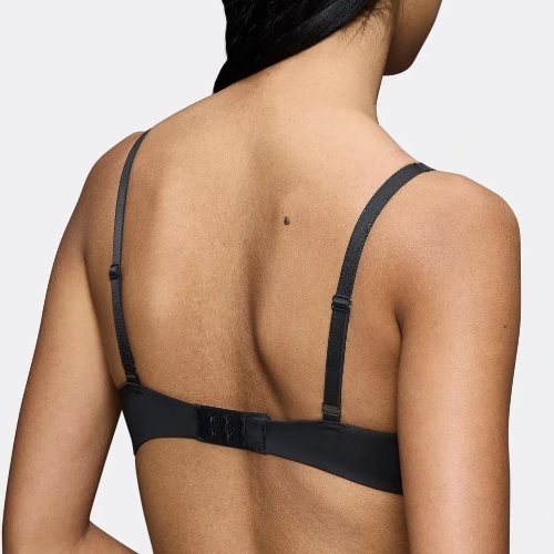 Triumph Body Make-Up Illusion Lace schwarz vorgeformter bh