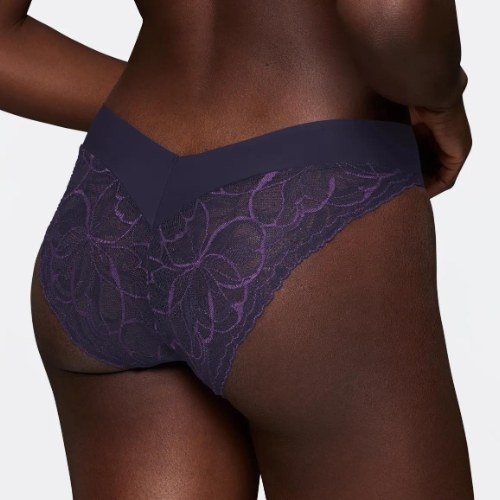 Triumph Body Make-Up Illusion Lace blau slip