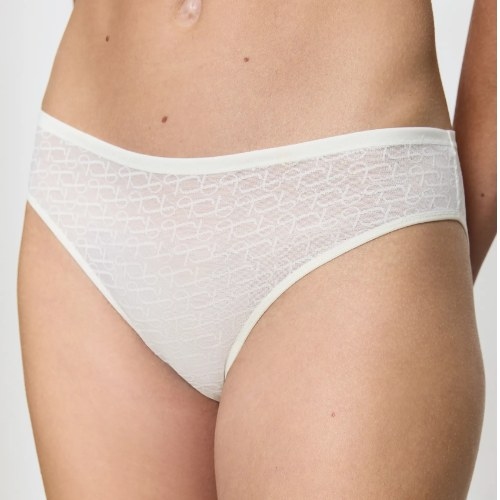 Triumph Signature Sheer gebrochenes weiß slip
