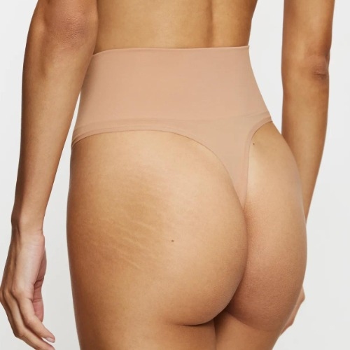 Triumph Soft Sculpt beige string