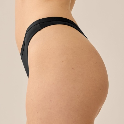Naturana Everyday schwarz string