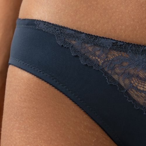Mey Lingerie Luxurious navy-blau slip