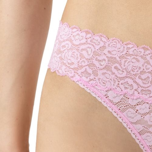 Mey Lingerie Savage Lace pink string