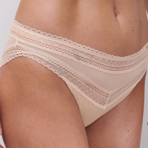 Chantelle Festivite beige slip
