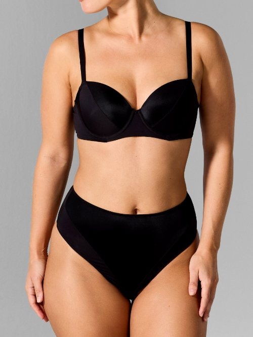 Sapph Erika schwarz string