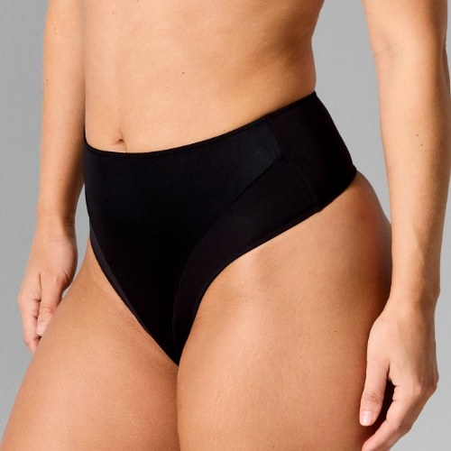 Sapph Erika schwarz string