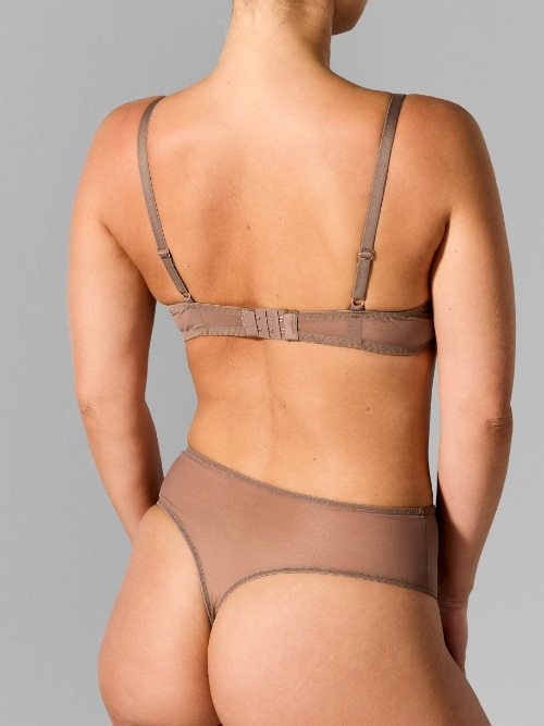 Sapph Chan taupe slip