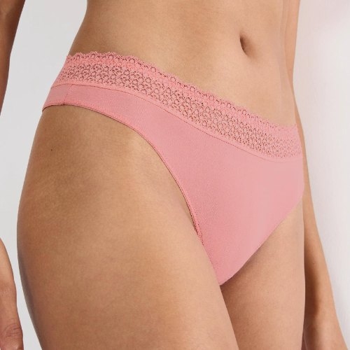 Triumph Feel of Modal pink string