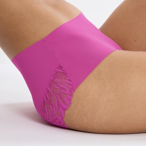 Triumph Pretty Micro plum slip