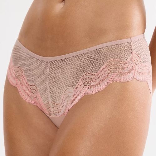Triumph Comfort Glam sand hipster