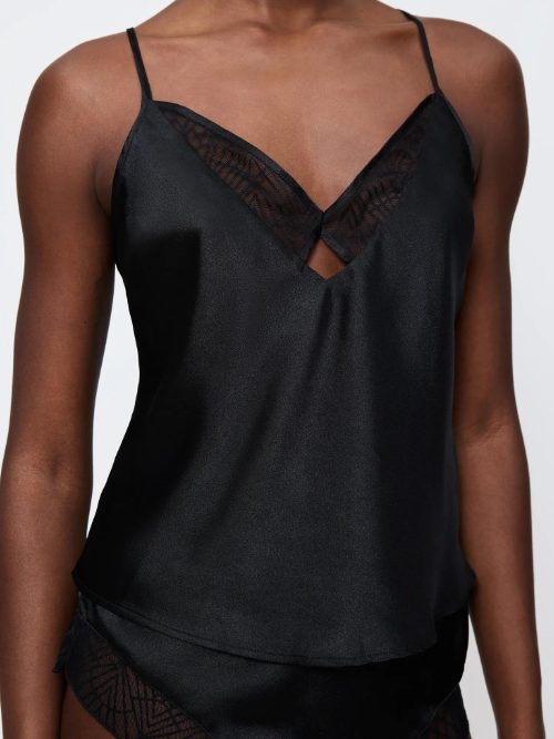 Triumph Body Make-Up T schwarz shortama