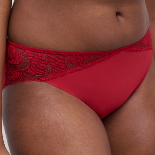 Chantelle Amor scarlet red slip