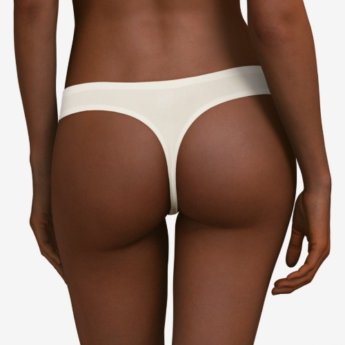 Chantelle SoftStretch elfenbein string