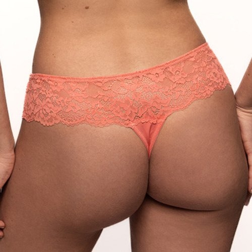 After Eden Daisy koralle string