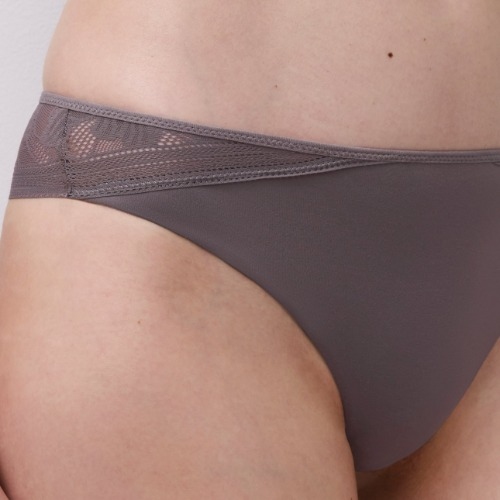 Chantelle EasyFeel Osmose grau string