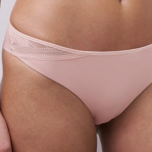 Chantelle EasyFeel Osmose pink string