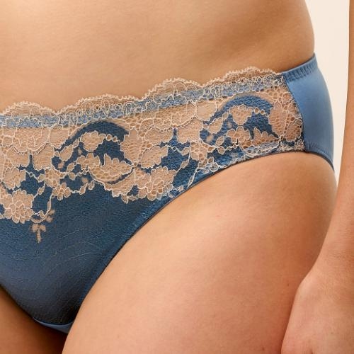 Wacoal Dessous Modern Affair blue drift/crystal gray slip