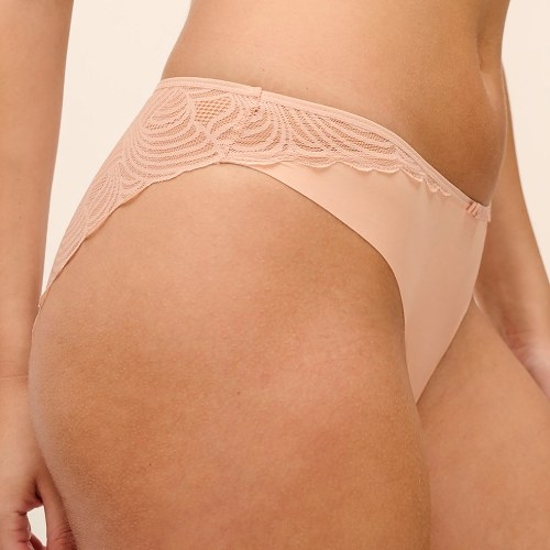 Freya Alanna cameo slip