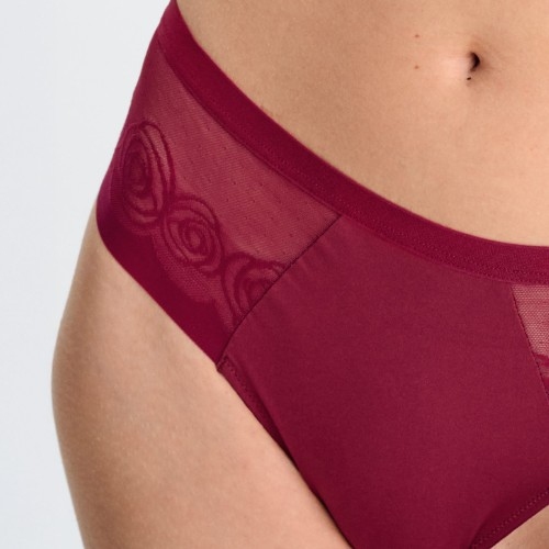 Lisca Ruby rot string
