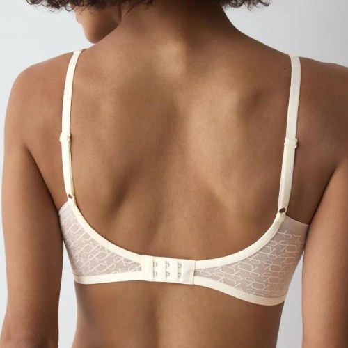 Triumph Signature Sheer ecru-weiß vorgeformter bh