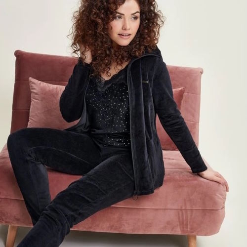 Charlie Choe Wilde Träume schwarz mode Charlie Choe Wilde Träume schwarz mode