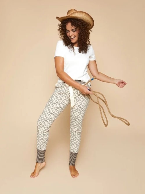 Charlie Choe T- Howdy cremefarbig schlafshirt Charlie Choe T- Howdy cremefarbig schlafshirt