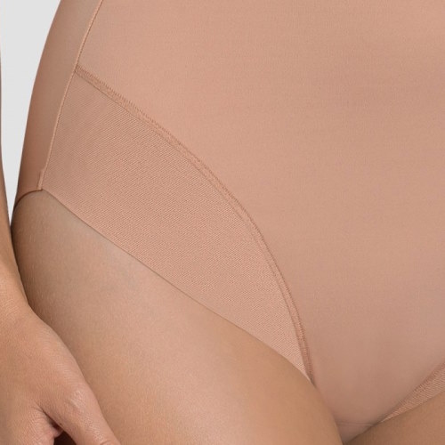 Triumph True Shape Sensation pulver korselett Triumph True Shape Sensation pulver korselett