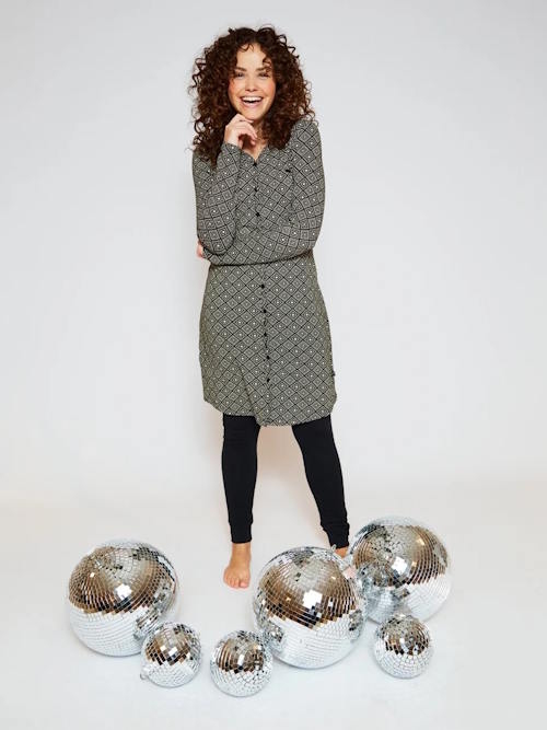 Charlie Choe Goes Retro schwarz/print nachtkleid Charlie Choe Goes Retro schwarz/print nachtkleid