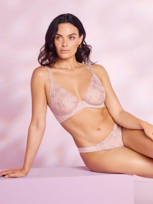 Wacoal Dessous Cateline pulver vorgeformter bh Wacoal Dessous Cateline pulver vorgeformter bh