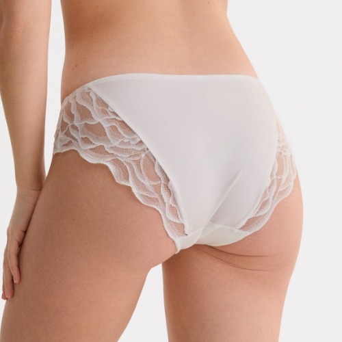 Lisca River cremefarbig slip Lisca River cremefarbig slip