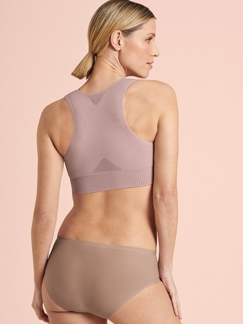 Anita Essential  hipster Anita Essential  hipster